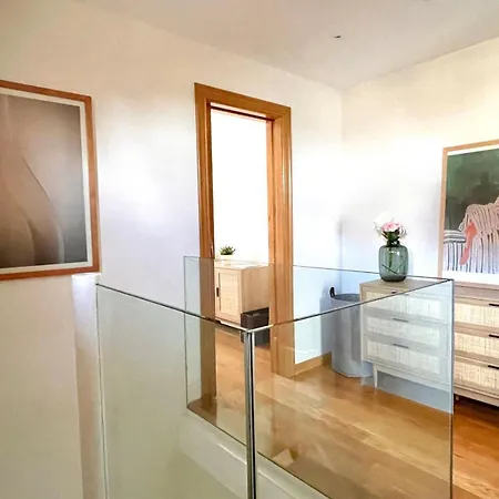 Luminoso Duplex Con Jardin Relax En Familia Holiday home Vigo